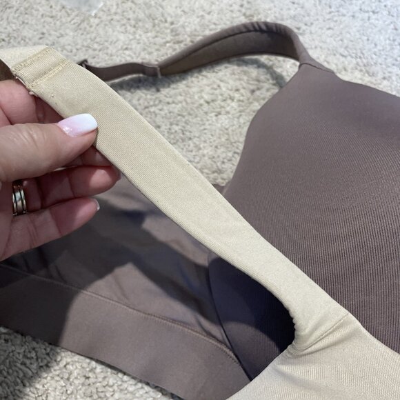 2 Cacique Lane Bryant Modern Luxe Lightly Lined Balconette Bra Size 42DDD Beige - Picture 3 of 12